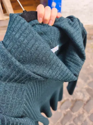 Vestido verde azulado de punto