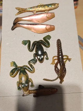 Lote variado de señuelos pesca