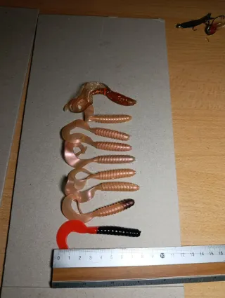 Lote 9 señuelos pesca