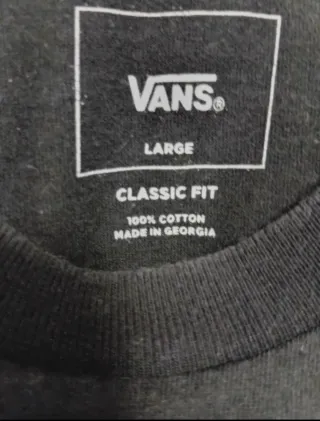 Camiseta Vans Negra con Bolsillo