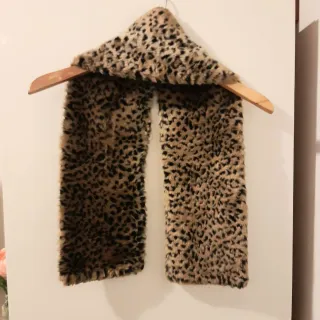Bufanda de pelo animal print