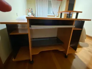 Mesa estudio ordenador