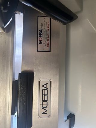 Cortafiambres profesional. Corta fiambres MOEBBA
