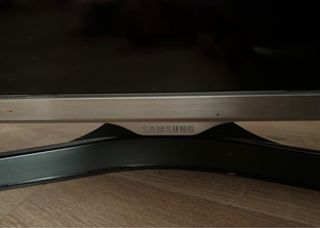 Televisión Samsung 40” Negra