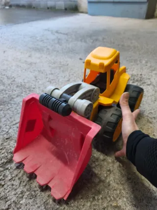 Escavadora de joguina