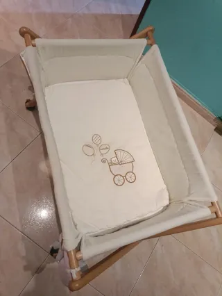 Minicuna colecho madera con ruedas + colchón