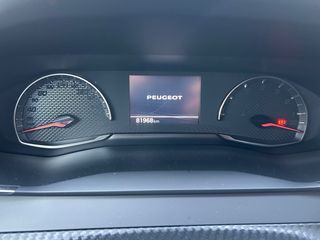 Peugeot 2008 Allure 1.5 BlueHdi 110