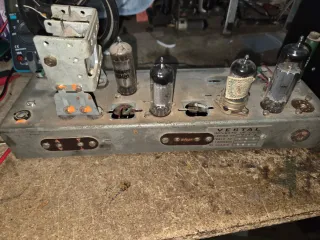 Chasis Radio antigua de valvulas