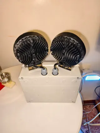 Foco de emergencia LED