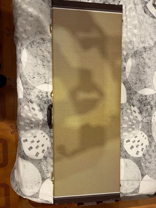 Guitarra Eléctrica Harley Benton Roja +Case