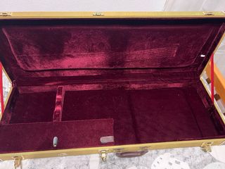 Guitarra Eléctrica Harley Benton Roja +Case