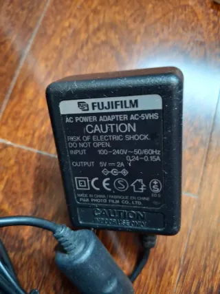 Máquina fotográfica vintage Fujifilm MX-600 Zoom