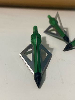 Puntas de flecha verdes