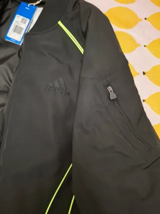 Chaqueta adidas