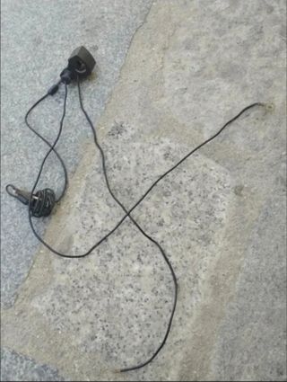 Desconectador de corriente hombre al agua