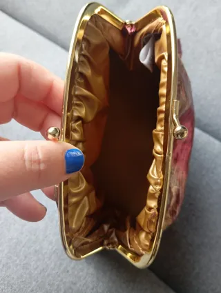 Bolsito neceser guardatodo dorado y burdeos