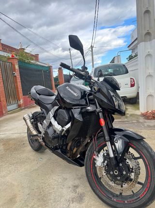 Kawasaki Z750 limitada para A2