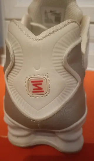 Nike Shox Bianche Argento