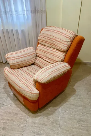 Divani 3 posti + Divano 2 posti + Poltrona a dondolo