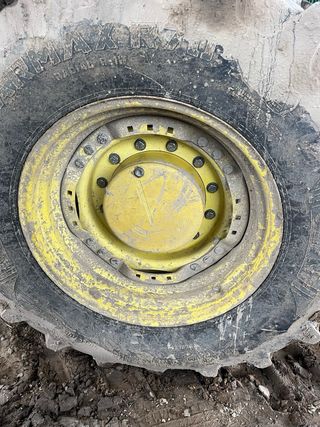 Neumáticos y llantas 480/70R30