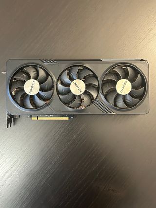Gigabyte AMD Radeon RX 7800 XT OC 16GB