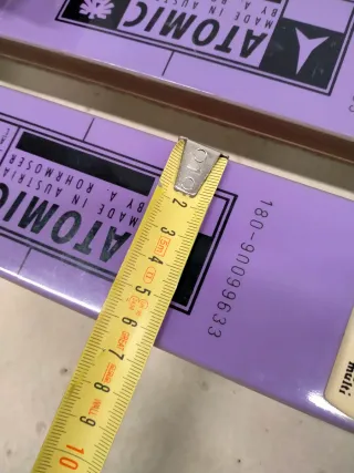 Esquís Salomon Morados con Bastones