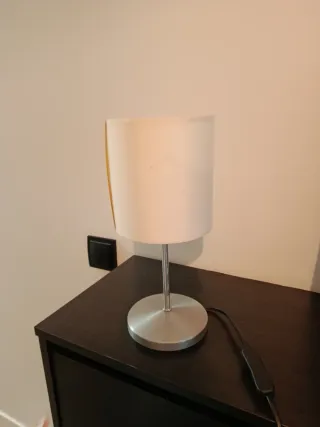 Lámparas de mesa Ikea INGARED blancas