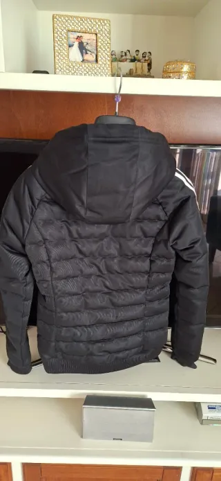 Giubbino Adidas nero con cappuccio