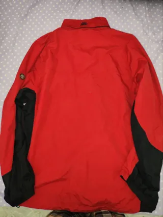 Chaqueta Timberland Roja y Negra