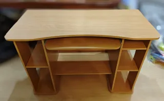 Escritorio madera color cerezo