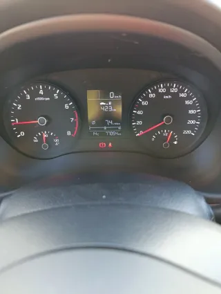 KIA Stonic 2019- 77000km