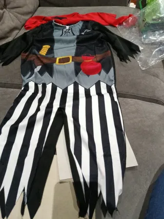 Disfraz Pirata Niño 2 Piezas.Talla 2-4 años