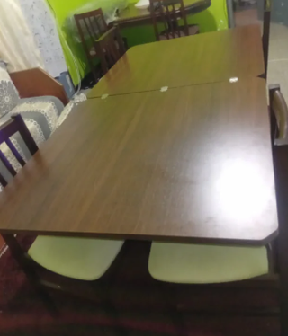 Mesa de comedor plegable