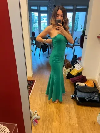 Vestido verde tubo largo talla XS