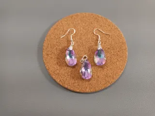 Conjunto Colgante y Pendientes Gota Morado