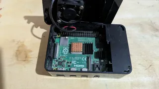 Raspberry Pi 4 + Cargador Oficial + SD 32GB + HDMI