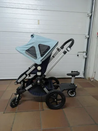 Carro Bugaboo con funda impermeable