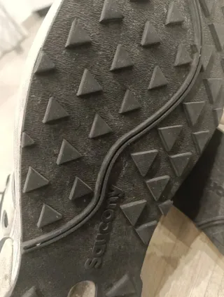 Saucony Scarpe Uomo Nero Bianco