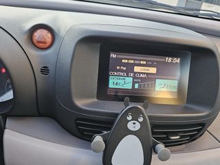 Nissan Almera tino 2004