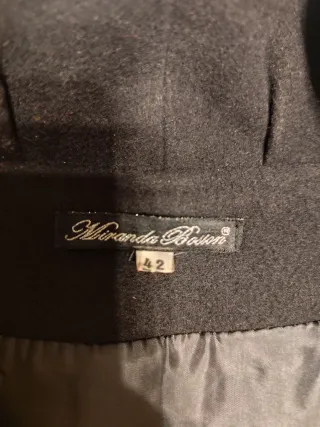 Abrigo negro talla 42