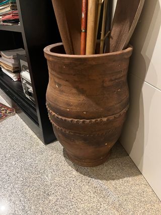 Tinaja de cerámica grande