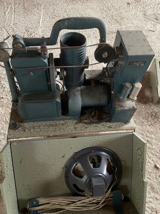 Cineproiettore sonoro