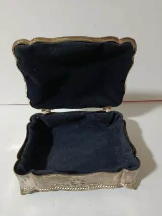 Joyero antiguo grande plateado con  piedra negra