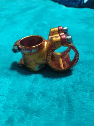 Potencia Bicicleta/Patinete Eléctrico Dorada