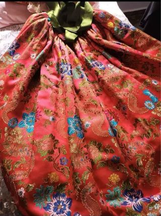 Traje de Fallera Rojo y Verde.