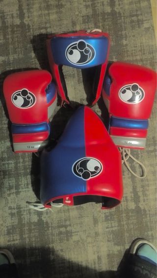 Pack Boxeo Grant Guantes,Casco y protector