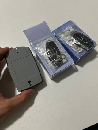 Receptor universal puerta garaje + mandos