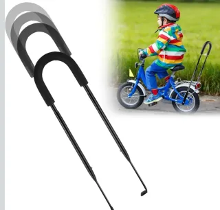 Mango ayuda bici niño