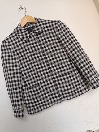 Blazer Zara Cuadros Blanco y Negro,talla XS