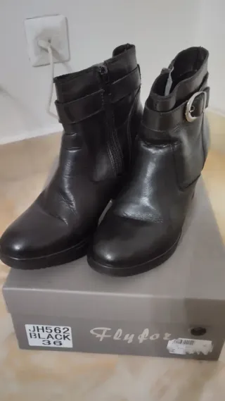 Stivaletti donna n.36 neri